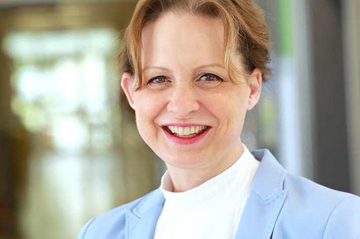Portrait von Julia Schwab - Pflegedirektorin